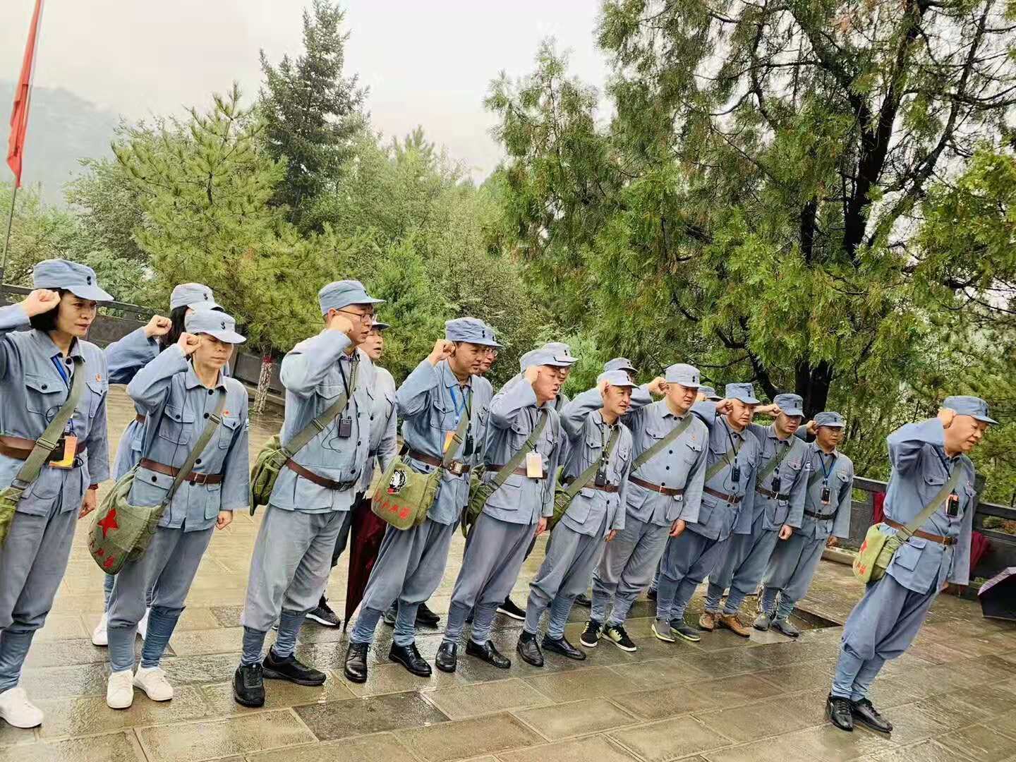 监狱系统干部“追忆红色岁月，传承延安精神”红色教育培训学员风采